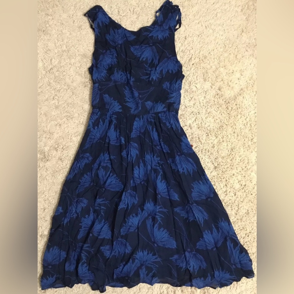 MAPLE blue floral knee Length sleeveless Dress 0 XS extra small